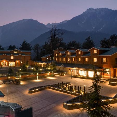 Radisson Golf Resort Pahalgam Bagian luar foto